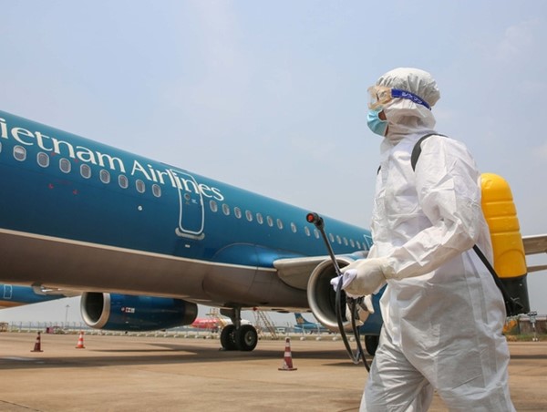 Nghiên cứu giải pháp tháo gỡ khó khăn cho ngành hàng không