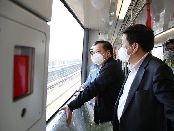 Bí thư Thành ủy Đinh Tiến Dũng: Phấn đấu đến năm 2022 đưa vào vận hành phần đi nổi dự án đường sắt đô thị đoạn Nhổn - ga Hà Nội