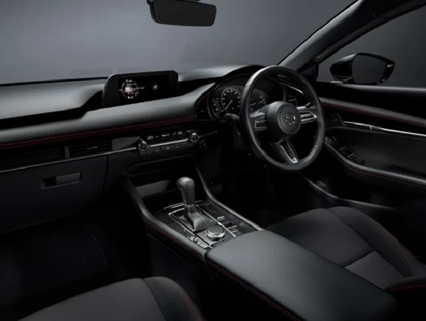 Mazda 3 2022: Ra mắt với phiên bản Carbon mới với màu sơn tùy chọn