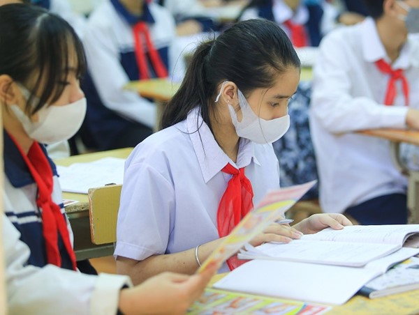 Hà Nội điều chỉnh quy mô cho học sinh trở lại trường học trực tiếp