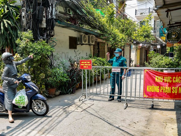 Ngày 10/12: Hà Nội lập kỷ lục mới với 863 ca dương tính