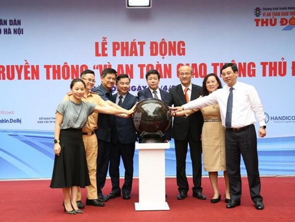 10 thí sinh đoạt giải Vòng 2 cuộc thi “Vì An toàn giao thông Thủ đô trên internet” năm 2021