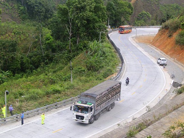 Xóa “điểm đen” tai nạn giao thông đường đèo, núi: Phải giải quyết từ gốc