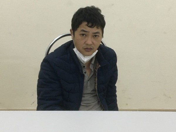 Vận chuyển 10 bánh heroin trên ô tô