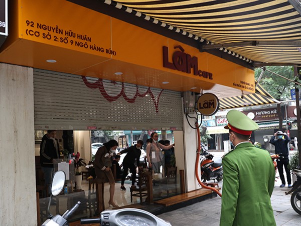 Hà Nội: Toàn bộ 8 quận vùng cam dừng hoạt động đối với các cơ sở kinh doanh, dịch vụ không thiết yếu