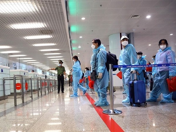 Tăng cường kiểm soát hành khách nhập cảnh vào Việt Nam