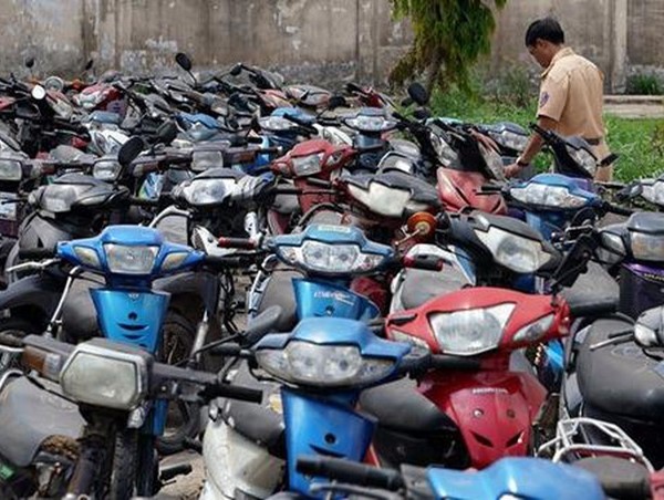 Các trường hợp giao phương tiện giao thông vi phạm cho người vi phạm bảo quản