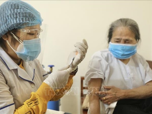 Ngày 7/1, Hà Nội ghi nhận 2.725 ca dương tính với SARS-CoV-2