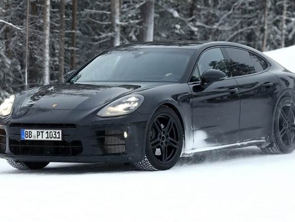 Porsche thử nghiệm Panamera Facelift với kiểu dáng và nội thất mới