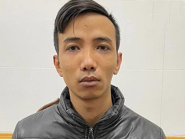 Giấu ma túy trong bao thuốc lá, trong tất chân vẫn không thoát