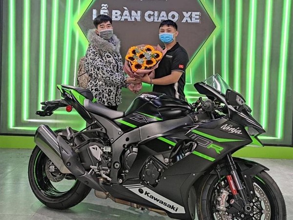 Xử lý ra sao với chiếc môtô 700 triệu do kẻ cướp ngân hàng mua? 