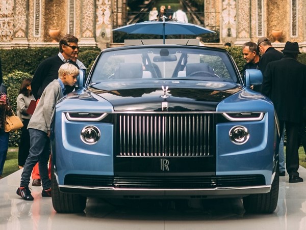 Doanh số bán hàng trong năm 2021 của Rolls-Royce là tốt nhất từ trước đến nay