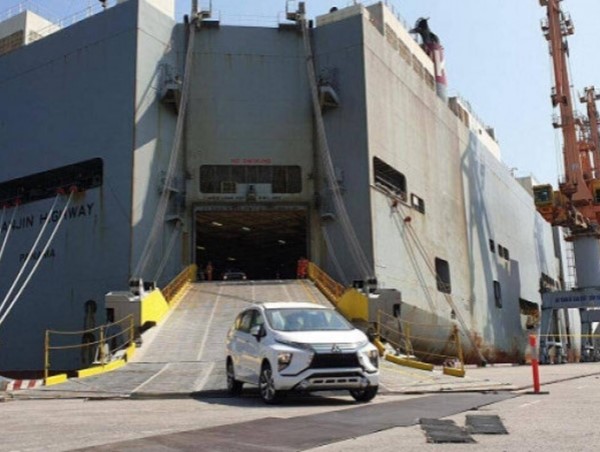 Hơn 160.000 xe ô tô trị giá 3,66 tỷ USD nhập khẩu vào Việt Nam 2021