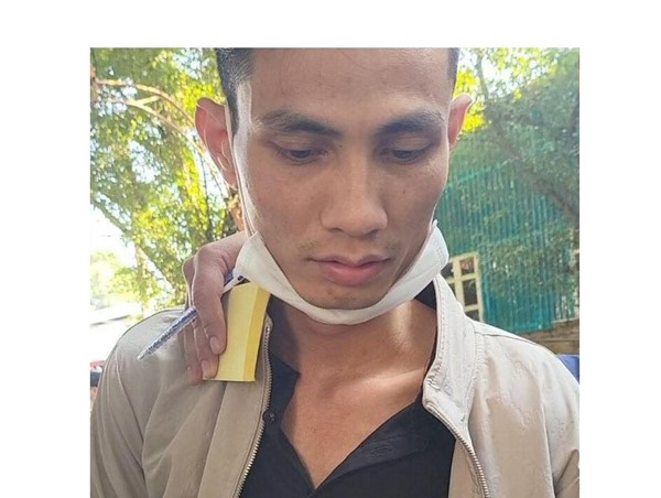 Mang theo ma tuý, gã thanh niên run rẩy khi gặp Cảnh sát 141