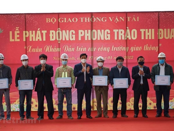 Phát động thi đua Xuân Nhâm Dần trên công trường giao thông