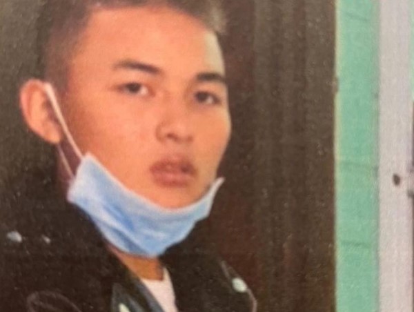 Nhân viên trộm cắp 7 chiếc điện thoại của chủ quán và đồng nghiệp  