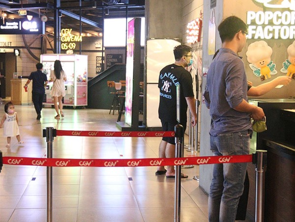 Hà Nội mở cửa rạp chiếu phim từ ngày 10/2