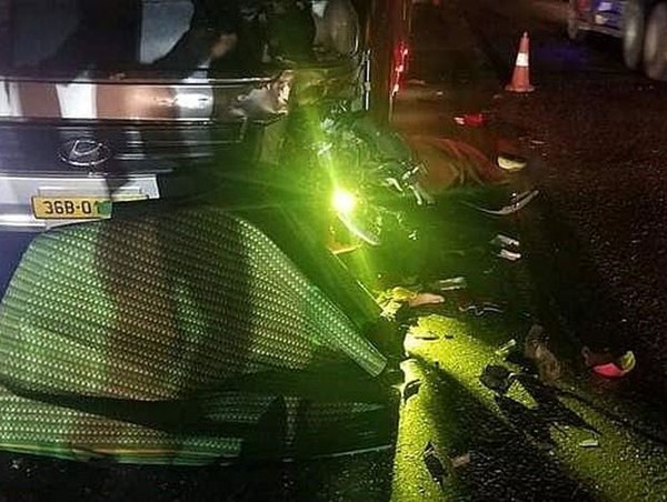 Xe khách tông trực diện xe máy, 2 người tử vong