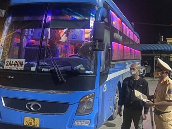 Bắt tài xế xe khách gây tai nạn chết người rồi bỏ chạy