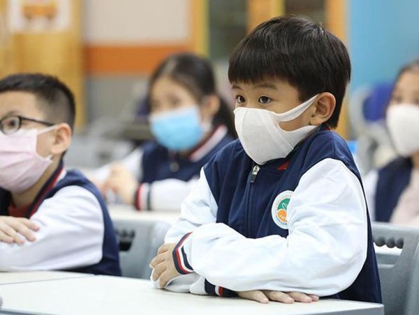 Bảo đảm thống nhất trên toàn quốc việc mở cửa lại trường học