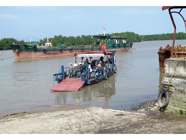 Tăng cường triển khai các biện pháp bảo đảm trật tự ATGT đường thủy nội địa