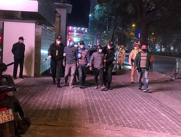 Tổ công tác 141 kịp thời ngăn chặn đối tượng định phi tang ma tuý