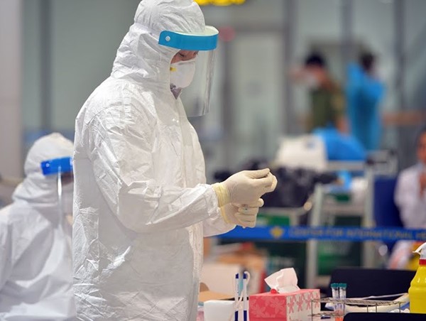 Hà Nội thêm 15.114 ca nhiễm mới, hơn 600.500 F0 đang điều trị, theo dõi