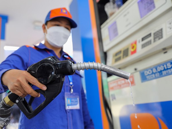 Bộ Tài chính đề xuất giảm thuế bảo vệ môi trường đối với xăng, dầu
