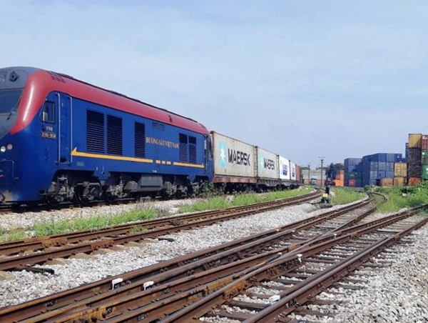 Đường sắt đổi mới, vươn tới châu Âu
