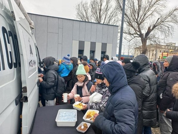 Khẩn trương đưa người Việt tại Ukraine về nước