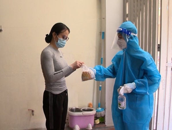 Hà Nội kiến nghị Bộ Y tế xem xét giảm thủ tục hành chính trong quản lý F0 tại nhà