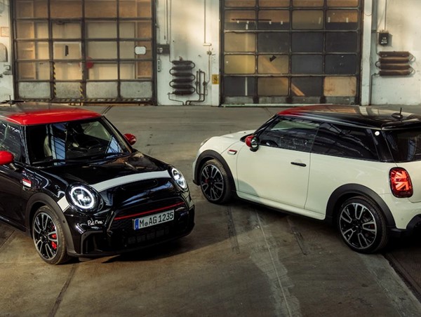 Mini Cooper giới thiệu phiên bản Pat Moss để vinh danh tay đua huyền thoại