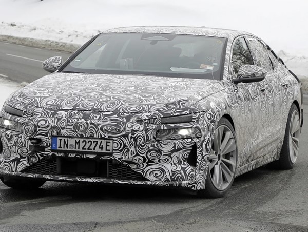 Audi thử nghiệm mẫu xe chạy hoàn toàn bằng điện A6 e-tron 2022