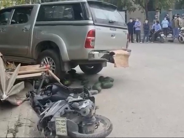 Thanh Hoá: Xe biển xanh gây tai nạn khiến 2 người chết, 1 người bị thương