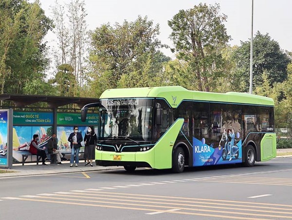 Hà Nội sắp có tuyến buýt điện thứ năm