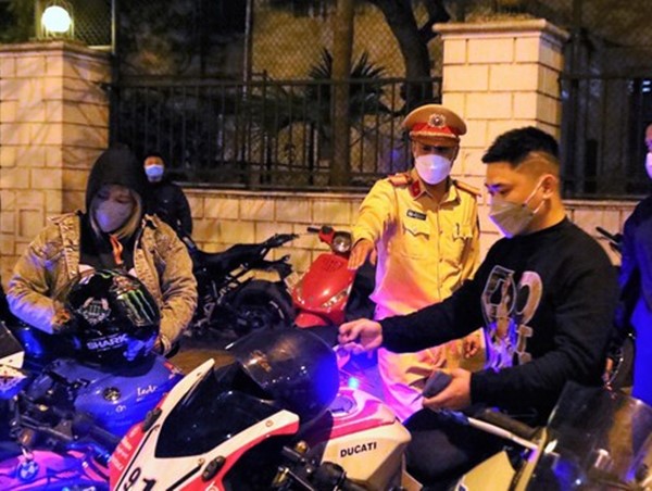  Hà Nội: Xử phạt 739 trường hợp vi phạm Luật Giao thông đường bộ