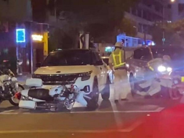 TP Hồ Chí Minh: Tài xế ô tô để lại xe rồi bỏ đi khi bị kiểm tra nồng độ cồn