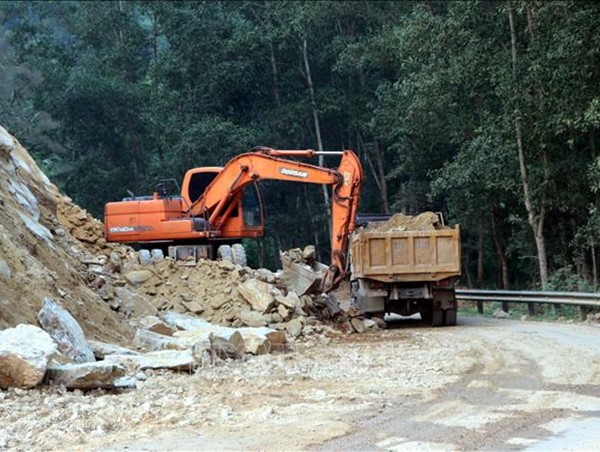 Gần 500 tỷ đồng đầu tư nâng cấp Quốc lộ 2C