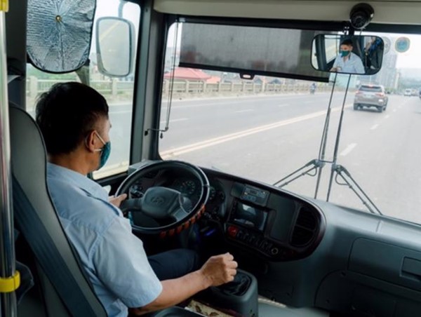 Nhiều xe tắt thiết bị giám sát hành trình, che camera để "né" vi phạm: Bộ GTVT yêu cầu xử lý nghiêm