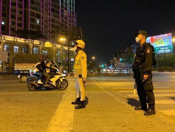 Hà Nội: Xử phạt gần 700 trường hợp vi phạm giao thông trong ngày cuối kỳ nghỉ lễ