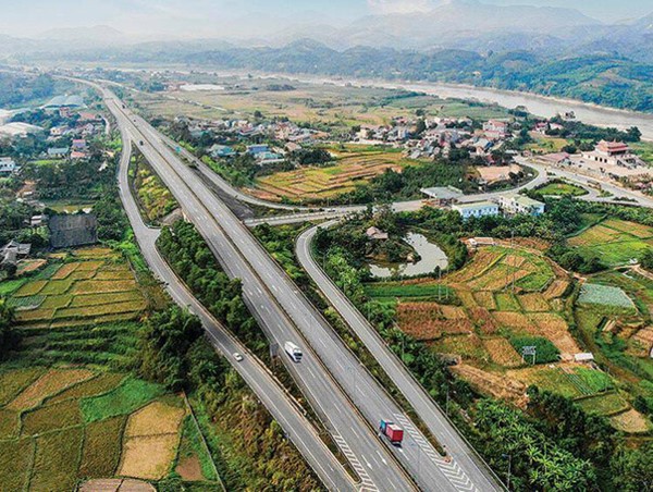 Sắp triển khai Dự án đường bộ cao tốc Cam Lộ - Lao Bảo