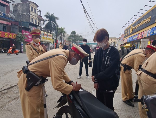 Ngày 16/4: Xảy ra 3 vụ tai nạn giao thông đường bộ nghiêm trọng 