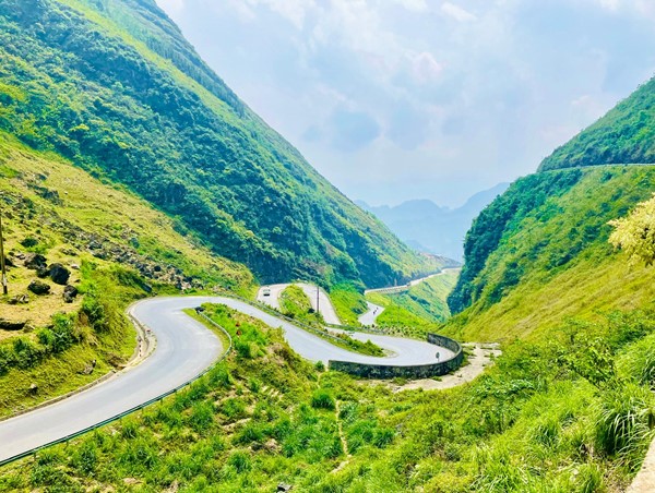 Hà Giang: Hạn chế phương tiện trên một số tuyến đường phục vụ Lễ hội Chợ Phong lưu Khâu Vai 