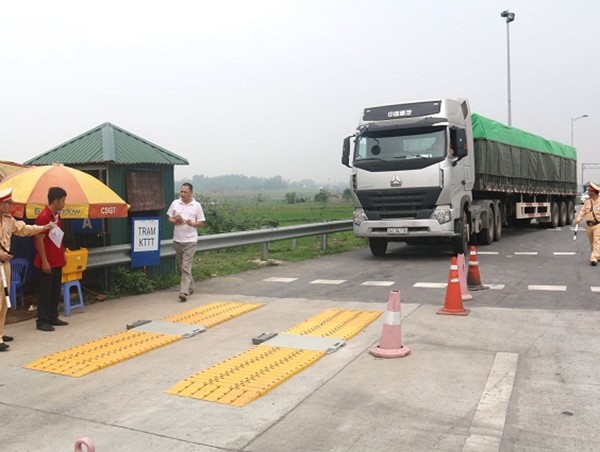 Xây dựng dự án Luật Trật tự, an toàn giao thông đường bộ