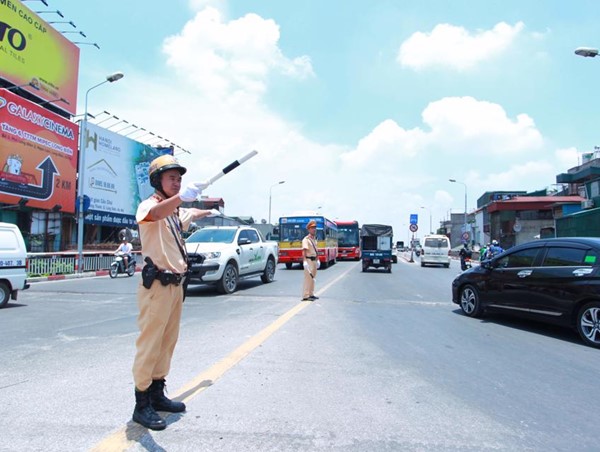 Luật Giao thông đường bộ: Nhiều bất cập cần sửa đổi