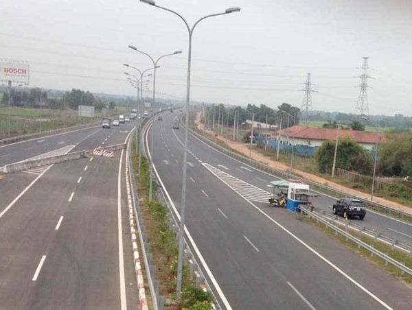Đề xuất chi 8.365 tỷ đồng xây cao tốc Dầu Giây - Tân Phú