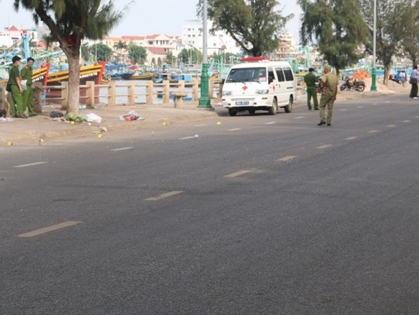 [Clip]: Tài xế ô tô truy sát, tông chết người sau va chạm giao thông