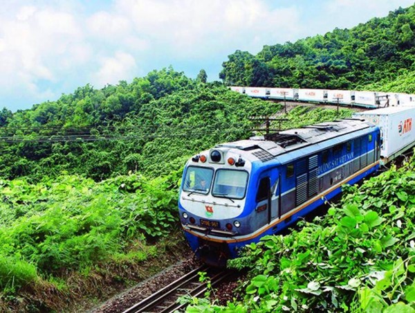 Nâng cấp đường sắt đoạn Vinh - Nha Trang 