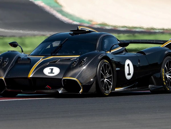 Siêu phẩm Pagani Huayra R chính thức lộ diện 