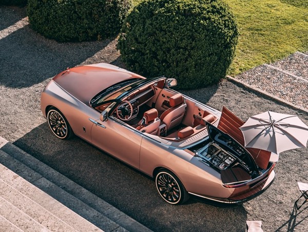 Thiết kế tuyệt đẹp của Rolls-Royce Boat Tail- phiên bản lấy cảm hứng từ ngọc trai